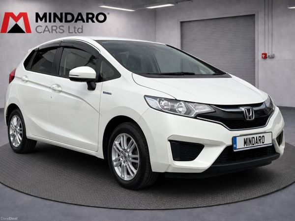 Honda Fit Hatchback, Petrol Hybrid, 2016, White