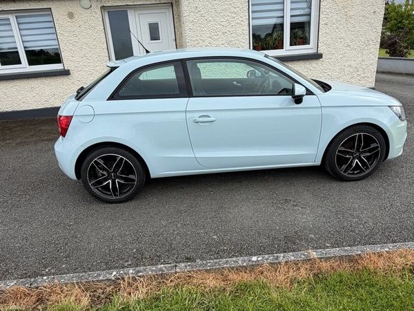 Audi A1 Hatchback, Petrol, 2011, Blue