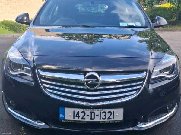 Opel Insignia Hatchback, Diesel, 2014, Black
