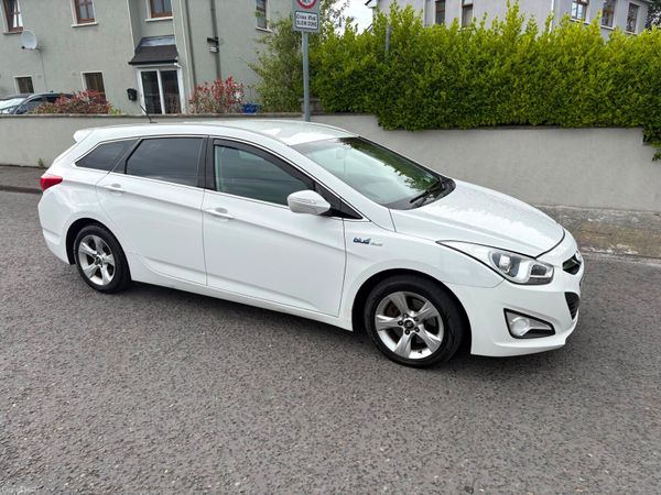 Hyundai i40 Estate, Diesel, 2013, White