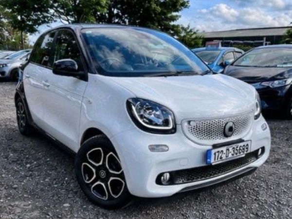 Smart Forfour Hatchback, Petrol, 2017, White