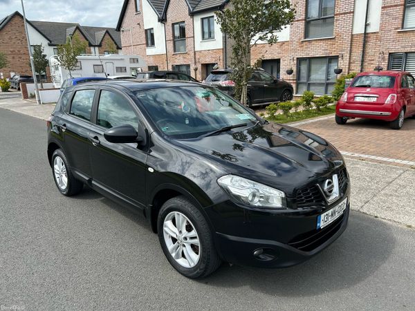 Nissan Qashqai Hatchback, Diesel, 2013, Black