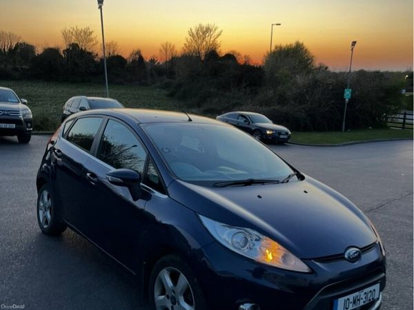 Ford Fiesta Hatchback, Diesel, 2010, Blue