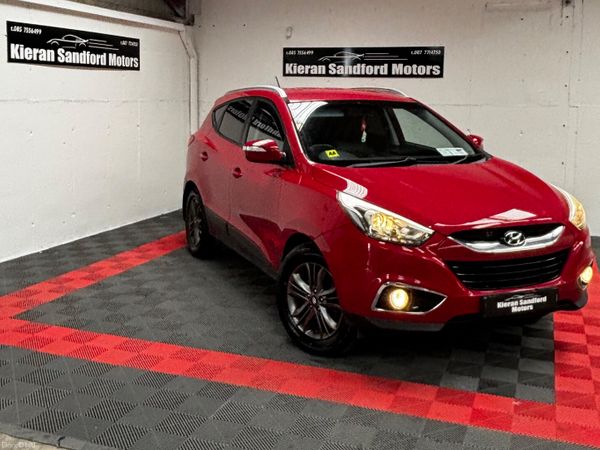 Hyundai ix35 SUV, Diesel, 2014, Red