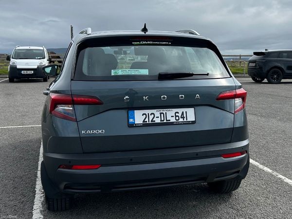 Skoda Karoq Estate/Jeep, Petrol, 2021, Grey