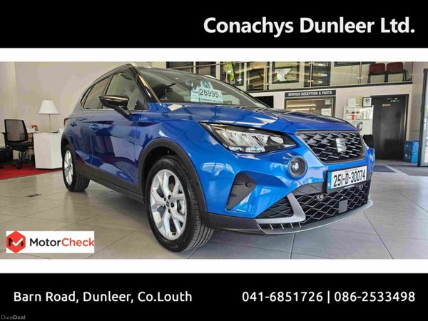 SEAT Arona Hatchback, Petrol, 2025, Blue