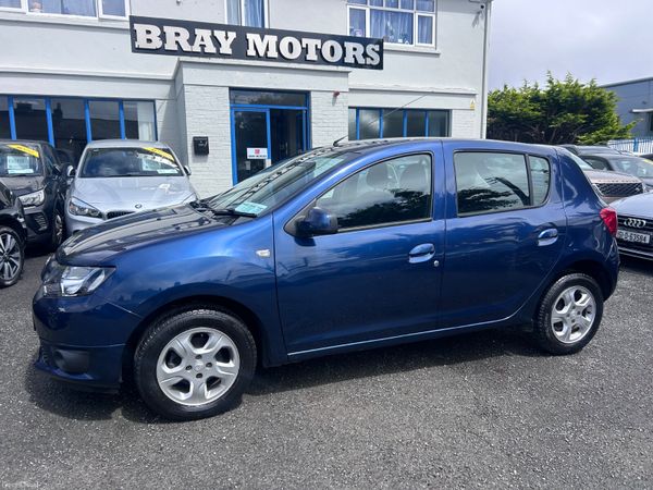 Dacia Sandero Hatchback, Petrol, 2016, Blue