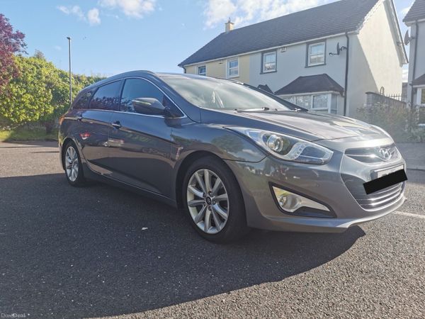 Hyundai i40 Estate, Diesel, 2012, Silver