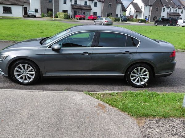 Volkswagen Passat Saloon, Diesel, 2016, Grey