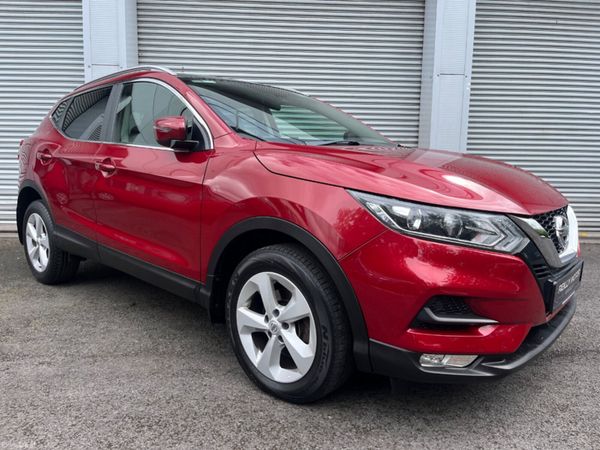 Nissan Qashqai MPV, Diesel, 2019, Red