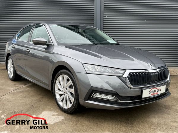 Skoda Octavia Hatchback, Diesel, 2024, Grey