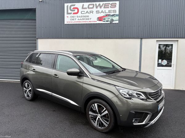 Peugeot 5008 MPV, Petrol, 2020, Grey