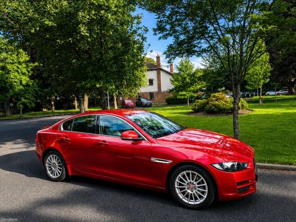 Jaguar XE Saloon, Diesel, 2016, Red