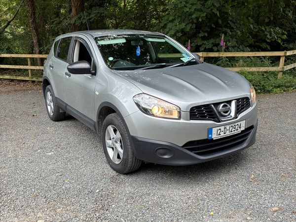 Nissan Qashqai Estate/Jeep, Diesel, 2012, Silver