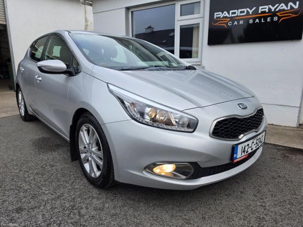 Kia Ceed Hatchback, Diesel, 2014, Silver