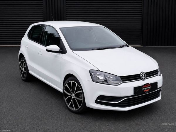Volkswagen Polo , Petrol, 2015, White