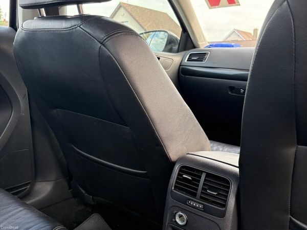 Volkswagen Jetta Saloon, Diesel, 2012, Black