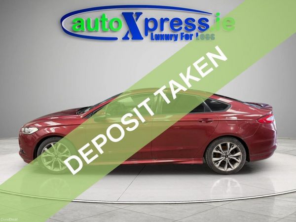 Ford Mondeo Hatchback, Diesel, 2017, Red