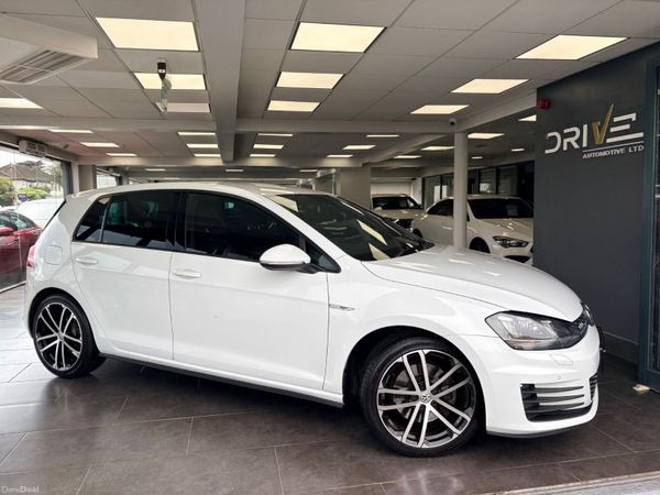 Volkswagen Golf Hatchback, Diesel, 2014, White