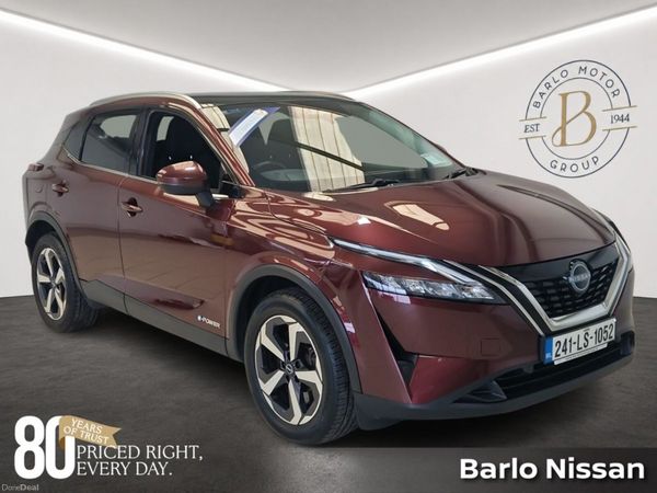 Nissan Qashqai MPV, Petrol, 2024, Red