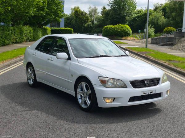 Toyota Altezza Saloon, Petrol, 2001, White