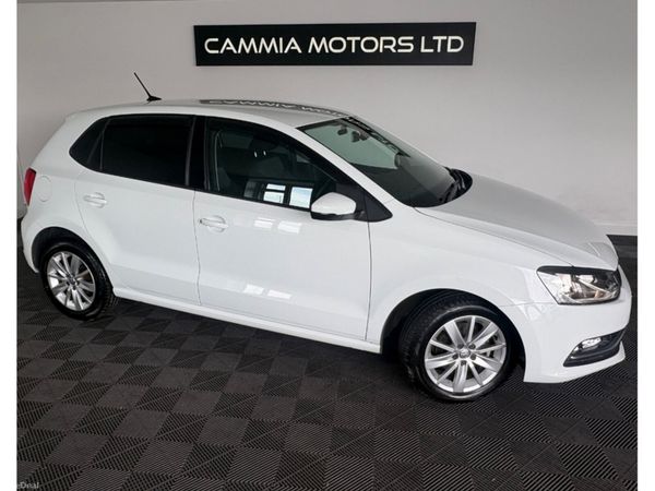 Volkswagen Polo Hatchback, Petrol, 2017, White