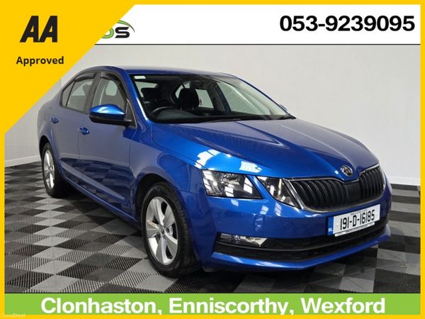 Skoda Octavia Saloon, Diesel, 2019, Blue