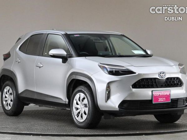 Toyota Yaris Cross SUV, Petrol Hybrid, 2021, Silver