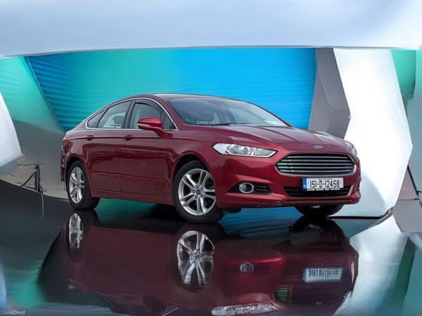 Ford Mondeo Hatchback, Diesel, 2015, Red