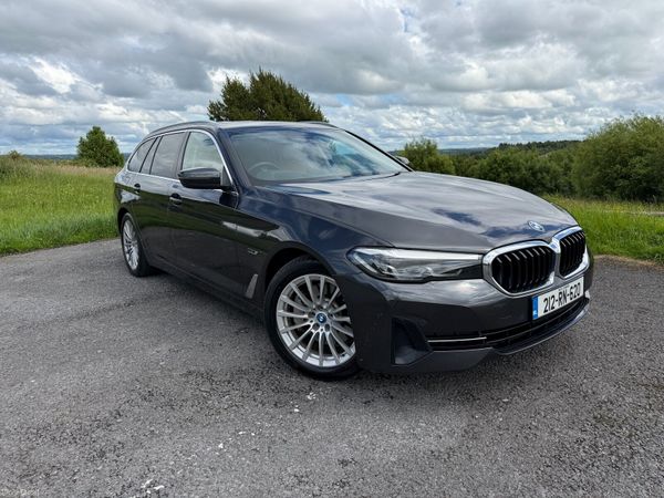 BMW 5-Series Estate, Petrol Hybrid, 2021, Grey