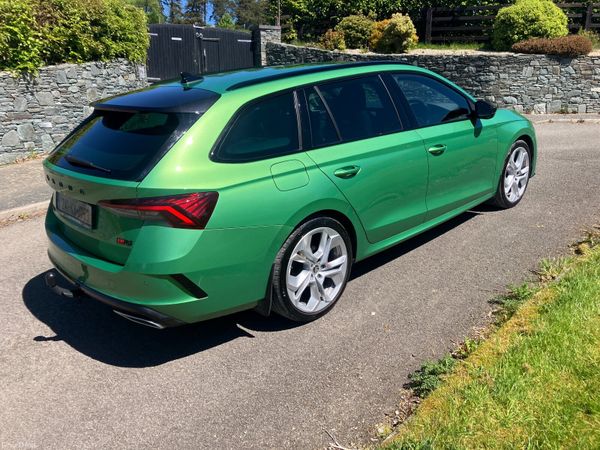 Skoda Octavia Estate, Diesel, 2024, Green