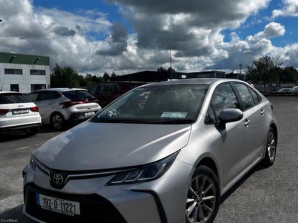 Toyota Corolla Saloon, Petrol, 2019, Grey