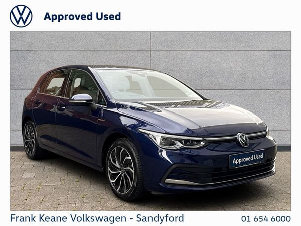Volkswagen Golf Estate, Petrol, 2023, Blue