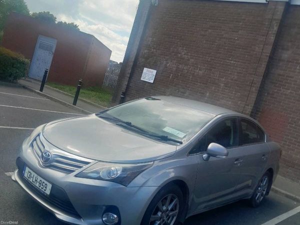 Toyota Avensis Saloon, Diesel, 2013, Grey