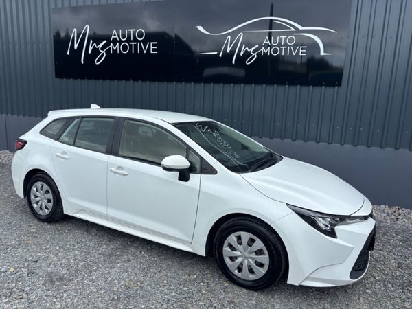 Toyota Corolla Estate, Petrol Hybrid, 2022, White
