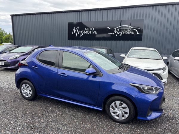 Toyota Yaris Hatchback, Petrol, 2022, Black
