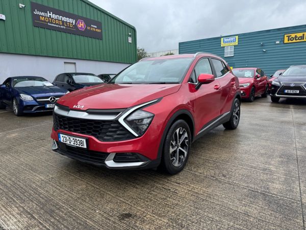Kia Sportage MPV, Petrol Hybrid, 2023, Red