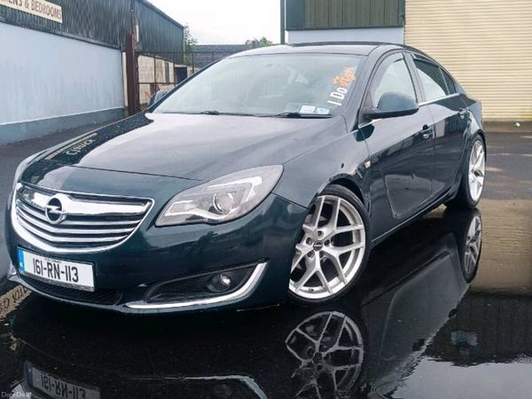 Opel Insignia Hatchback, Diesel, 2016, Green
