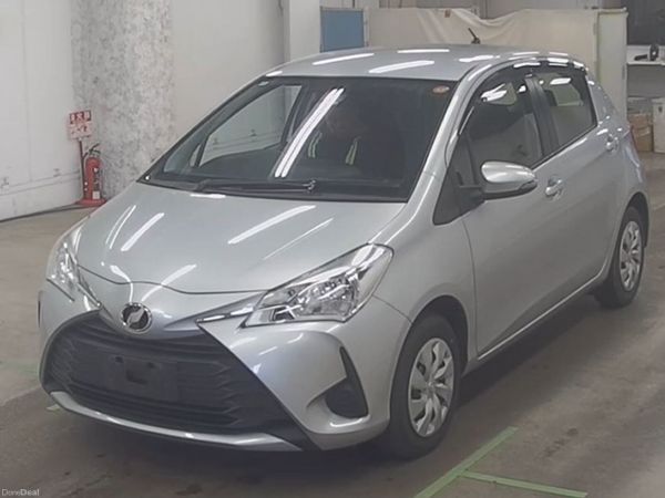 Toyota Vitz Hatchback, Petrol, 2018, Silver