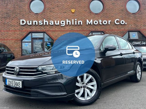 Volkswagen Passat Saloon, Diesel, 2022, Grey