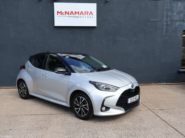 Toyota Yaris Hatchback, Petrol Hybrid, 2021, Grey