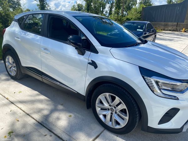 Renault Captur Hatchback, Petrol, 2020, White