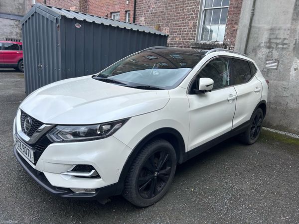 Nissan Qashqai SUV, Petrol, 2020, White