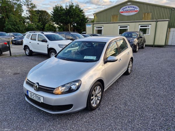 Volkswagen Golf Hatchback, Diesel, 2012, Silver