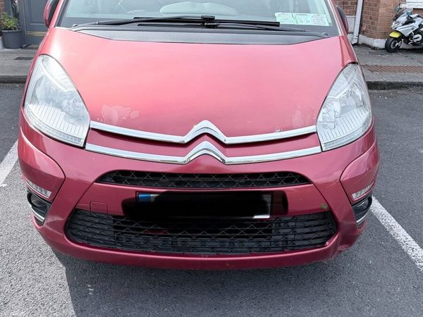 Citroen C4 Picasso MPV, Diesel, 2011, Red