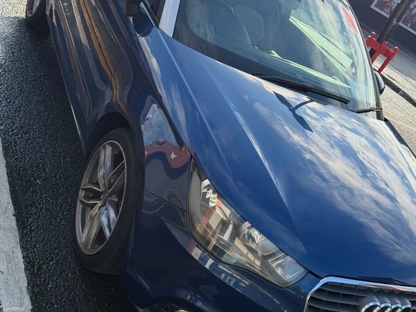 Audi A1 Hatchback, Petrol, 2013, Blue