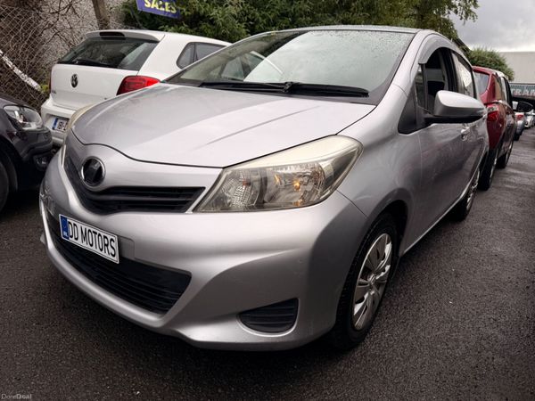 Toyota Vitz Hatchback, Petrol, 2013, Silver