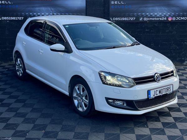 Volkswagen Polo Hatchback, Petrol, 2013, White