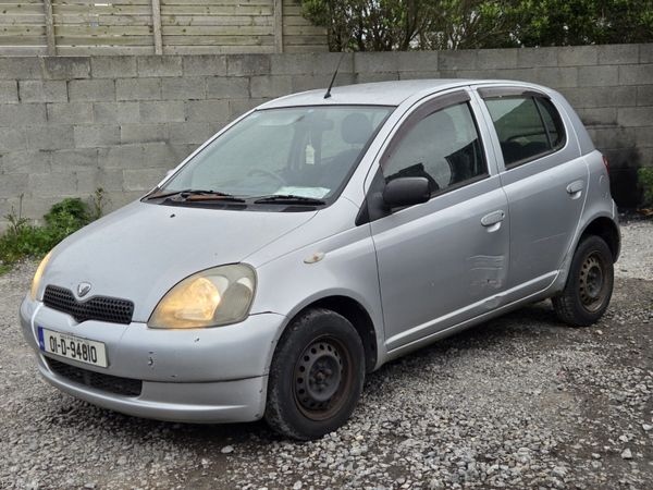 Toyota Other Hatchback, Petrol, 2001, Silver