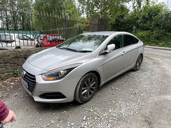 Hyundai i40 Saloon, Diesel, 2016, Silver